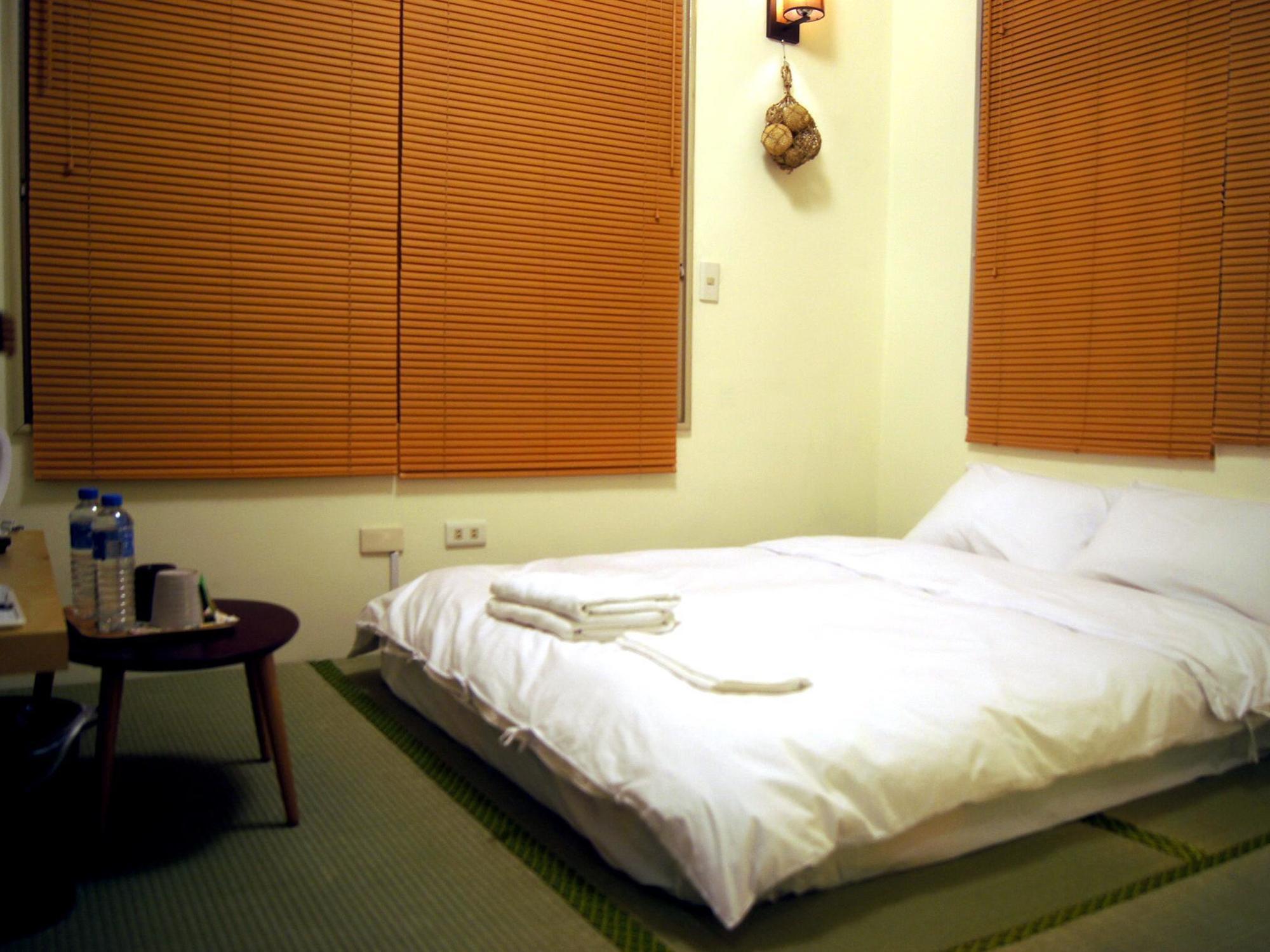 Love Hostel Tainan Esterno foto